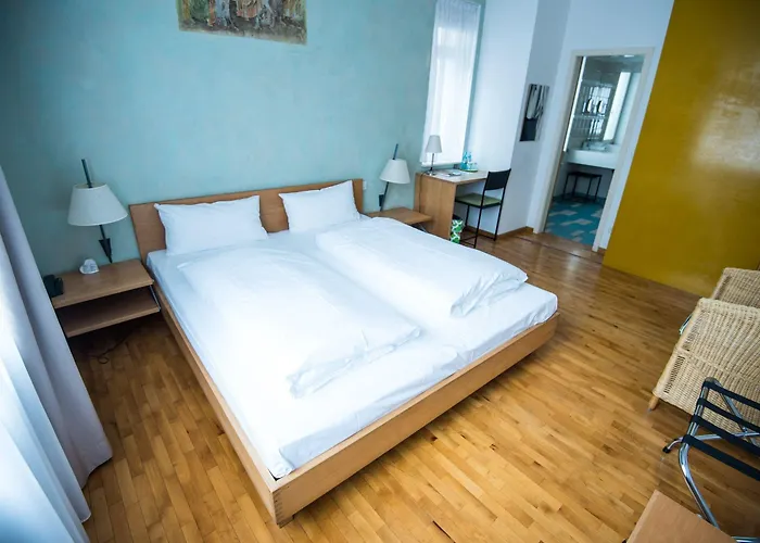 Art-hotel Robert Mayer מלון