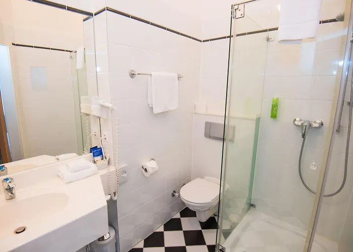 מלון Art-hotel Robert Mayer פרנקפורט