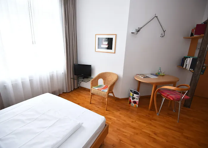 Art-hotel Robert Mayer מלון 3*