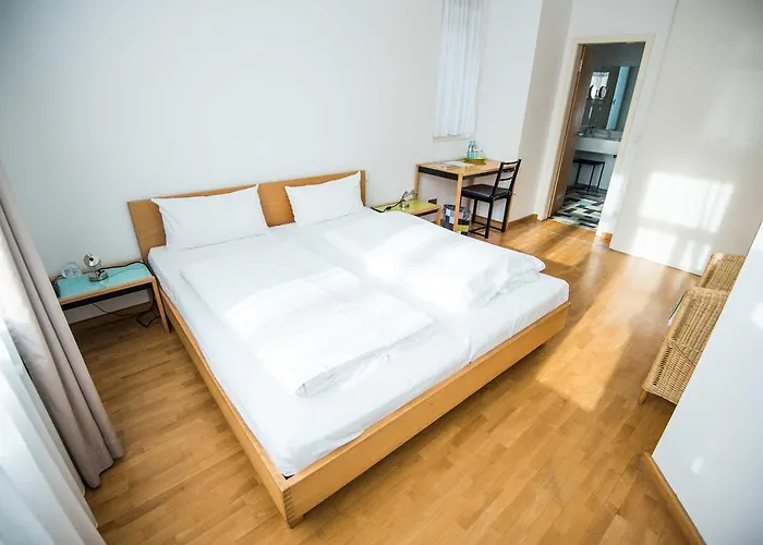 מלון Art-hotel Robert Mayer פרנקפורט