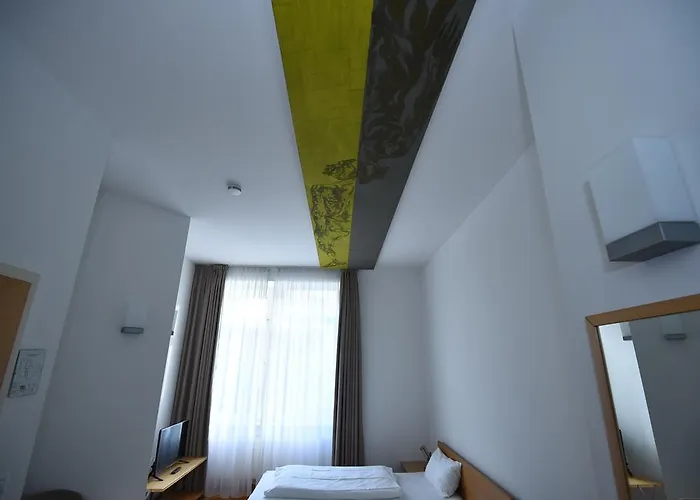 Art-hotel Robert Mayer 3* フランクフルト