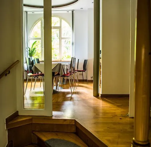 Art-hotel Robert Mayer מלון