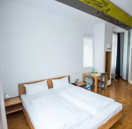 Отель Art-hotel Robert Mayer