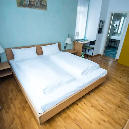 Art-hotel Robert Mayer فندق