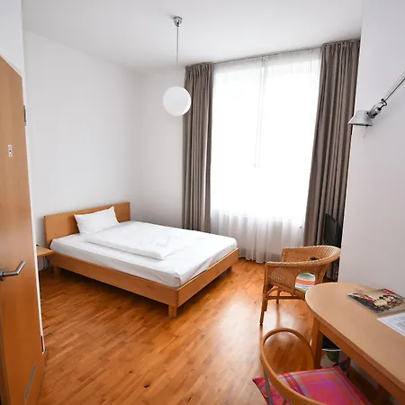 Art-hotel Robert Mayer 3* فرانكفورت