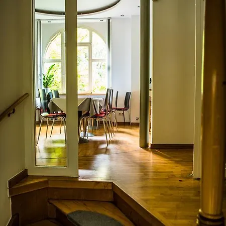 Art-hotel Robert Mayer فندق