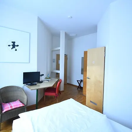 Art-hotel Robert Mayer فندق