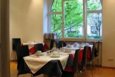 Art-hotel Robert Mayer فندق فرانكفورت